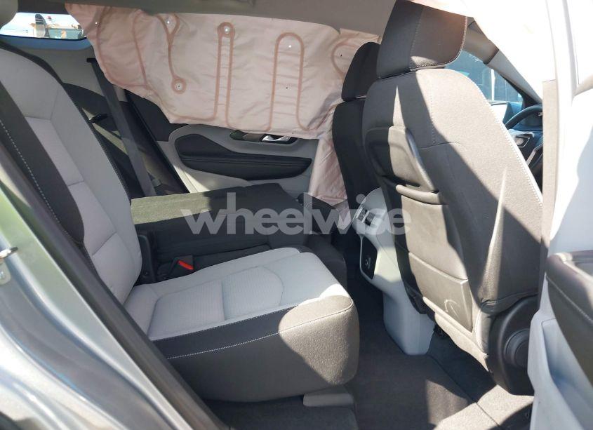 Photo 8 of 2024 Gmc Terrain FWD SLE (VIN 3GKALMEG9RL372983)