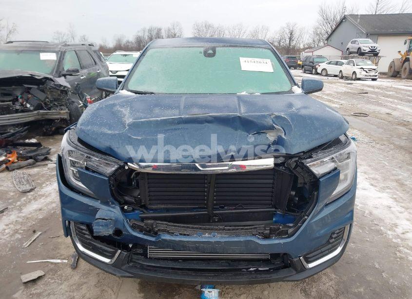 Photo 12 of 2024 Gmc Terrain FWD SLE (VIN 3GKALMEG9RL400250)