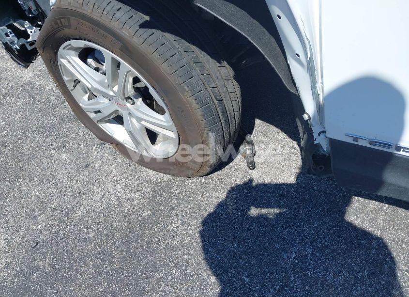 Photo 18 of 2024 Gmc Terrain FWD SLE (VIN 3GKALMEGXRL274156)