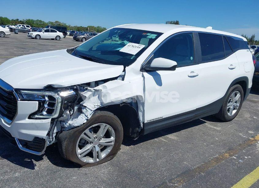 Photo 6 of 2024 Gmc Terrain FWD SLE (VIN 3GKALMEGXRL274156)