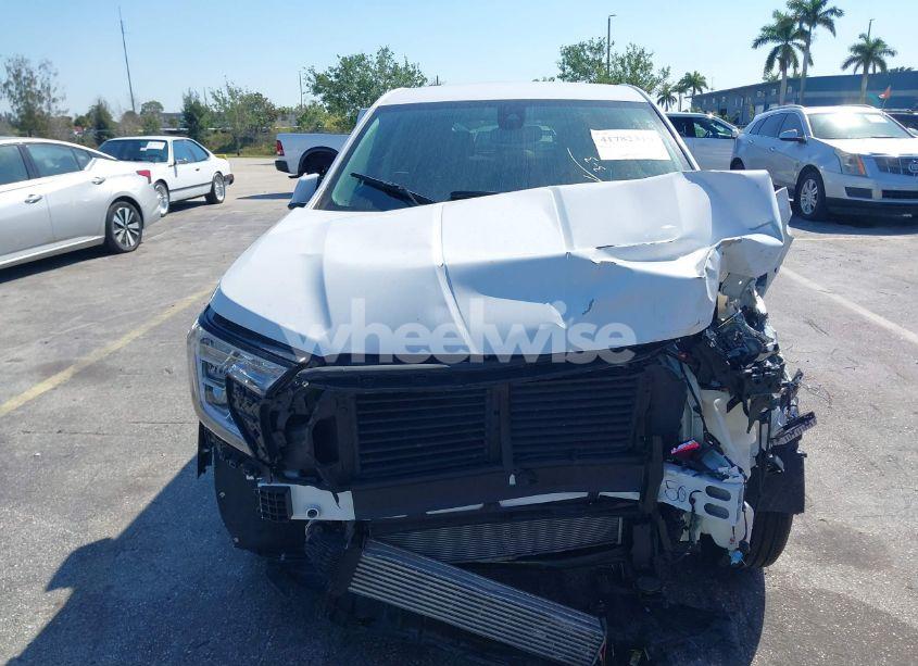 Photo 13 of 2024 Gmc Terrain FWD SLE (VIN 3GKALMEGXRL292611)