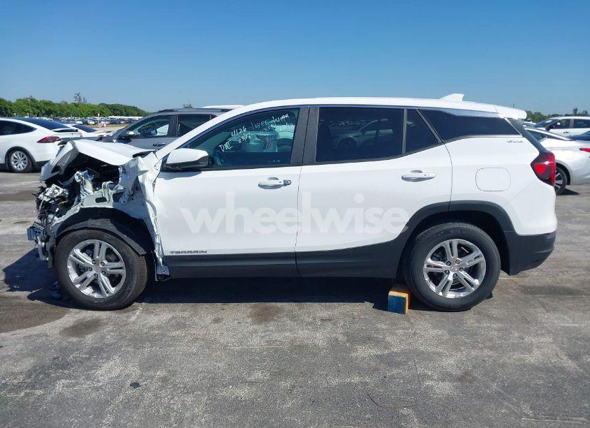 Photo 15 of 2024 Gmc Terrain FWD SLE (VIN 3GKALMEGXRL292611)