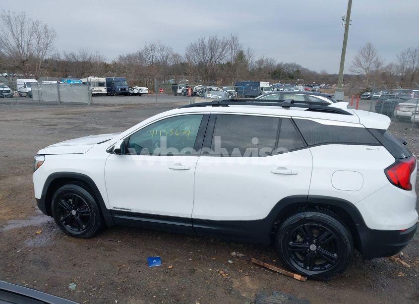 Photo 14 of 2018 Gmc Terrain SLE (VIN 3GKALMEV0JL275917)