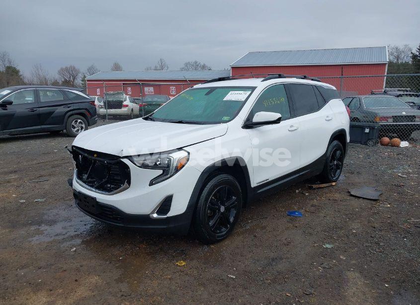 Photo 2 of 2018 Gmc Terrain SLE (VIN 3GKALMEV0JL275917)