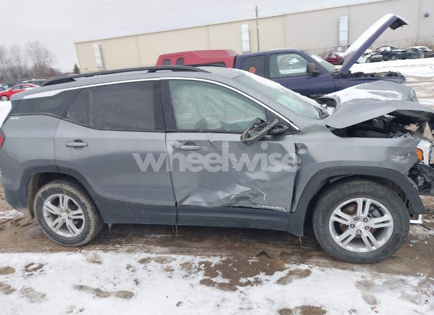 Photo 13 of 2019 Gmc Terrain SLE (VIN 3GKALMEV0KL292959)