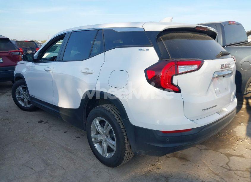 Photo 3 of 2022 Gmc Terrain FWD SLE (VIN 3GKALMEV0NL138496)