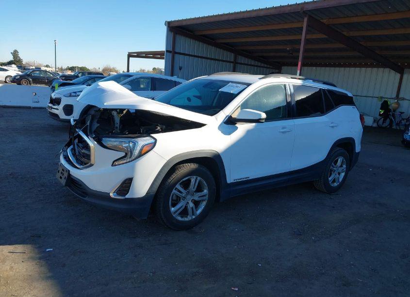 Photo 2 of 2018 Gmc Terrain SLE (VIN 3GKALMEV1JL180878)