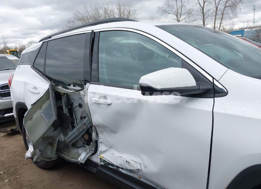 Photo 14 of 2020 Gmc Terrain FWD SLE (VIN 3GKALMEV1LL141985)