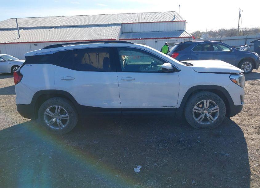 Photo 13 of 2020 Gmc Terrain FWD SLE (VIN 3GKALMEV1LL235865)