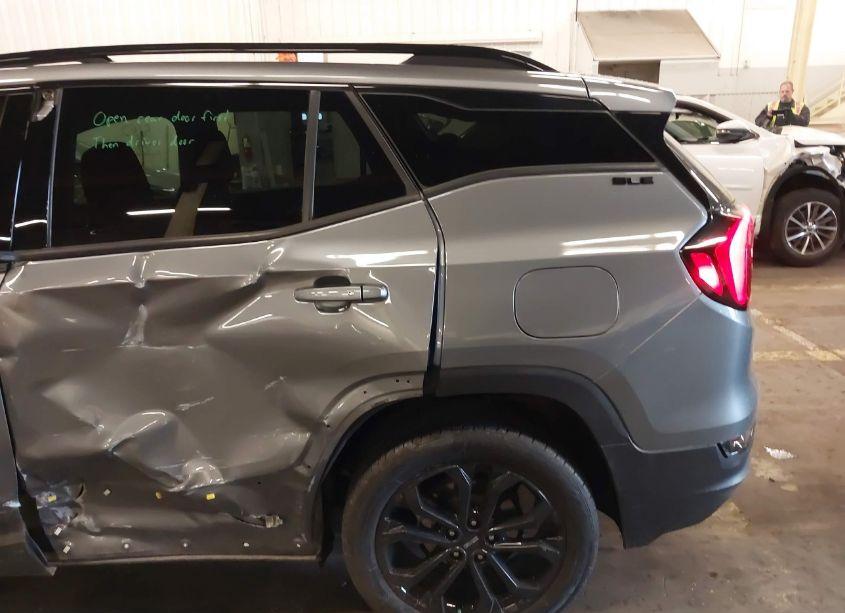 Photo 17 of 2020 Gmc Terrain FWD SLE (VIN 3GKALMEV2LL139369)