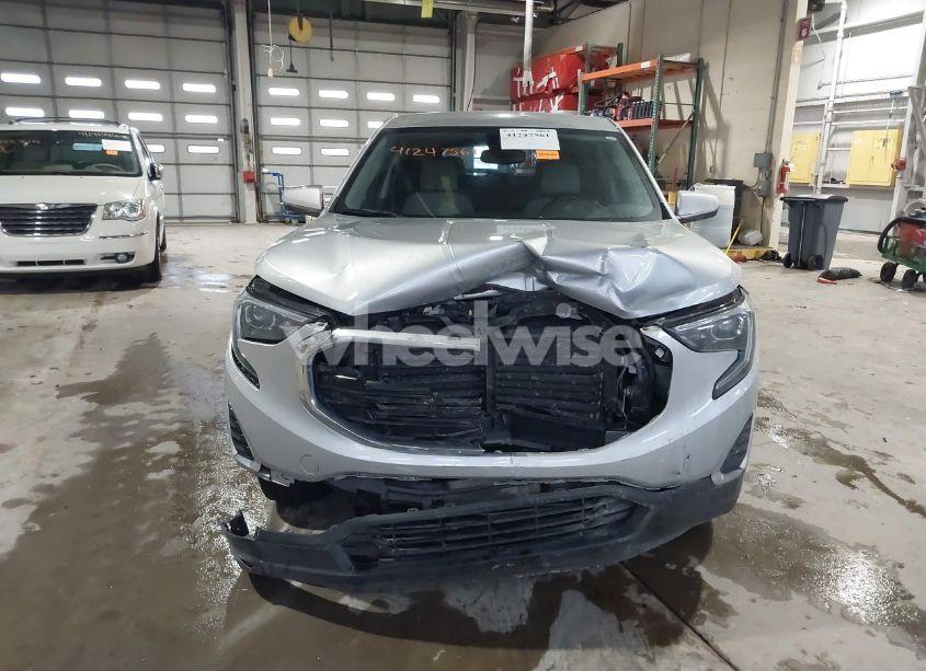Photo 12 of 2020 Gmc Terrain FWD SLE (VIN 3GKALMEV2LL160562)