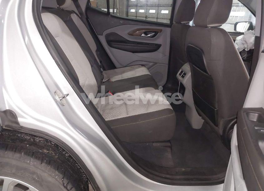 Photo 8 of 2020 Gmc Terrain FWD SLE (VIN 3GKALMEV2LL160562)