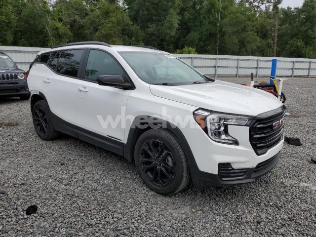 Photo 12 of 2022 GMC TERRAIN SLE N/A (VIN 3GKALMEV2NL281045)