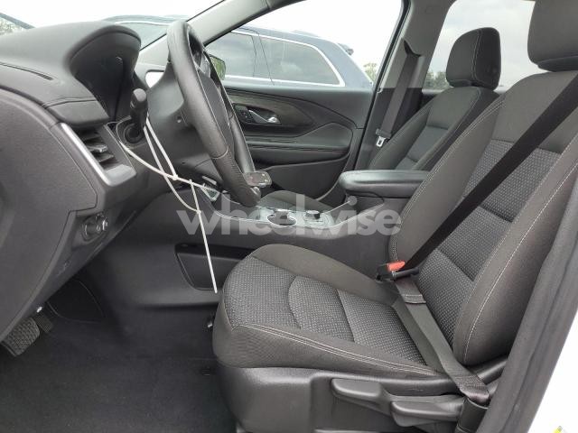 Photo 3 of 2022 GMC TERRAIN SLE N/A (VIN 3GKALMEV2NL281045)
