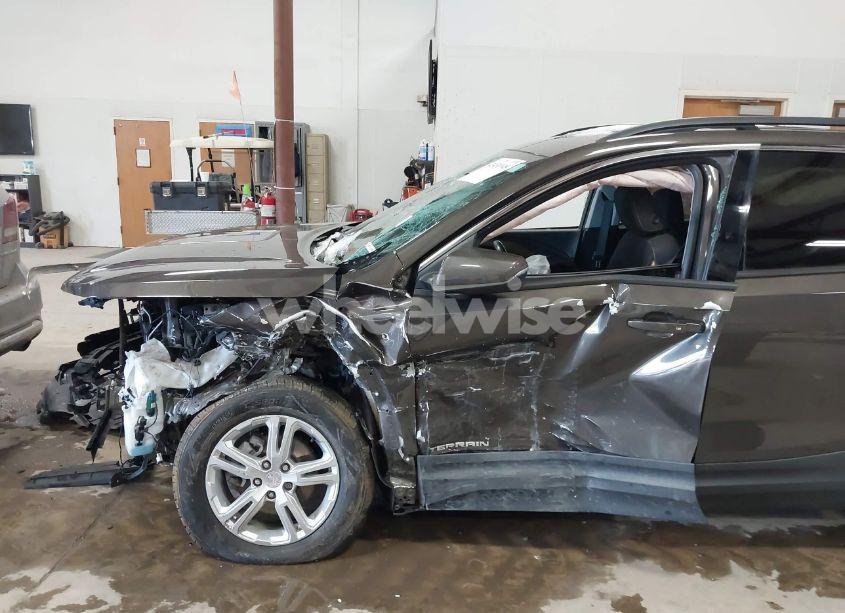 Photo 6 of 2019 Gmc Terrain SLE (VIN 3GKALMEV3KL333360)