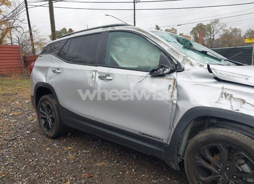 Photo 18 of 2022 Gmc Terrain FWD SLE (VIN 3GKALMEV3NL249673)