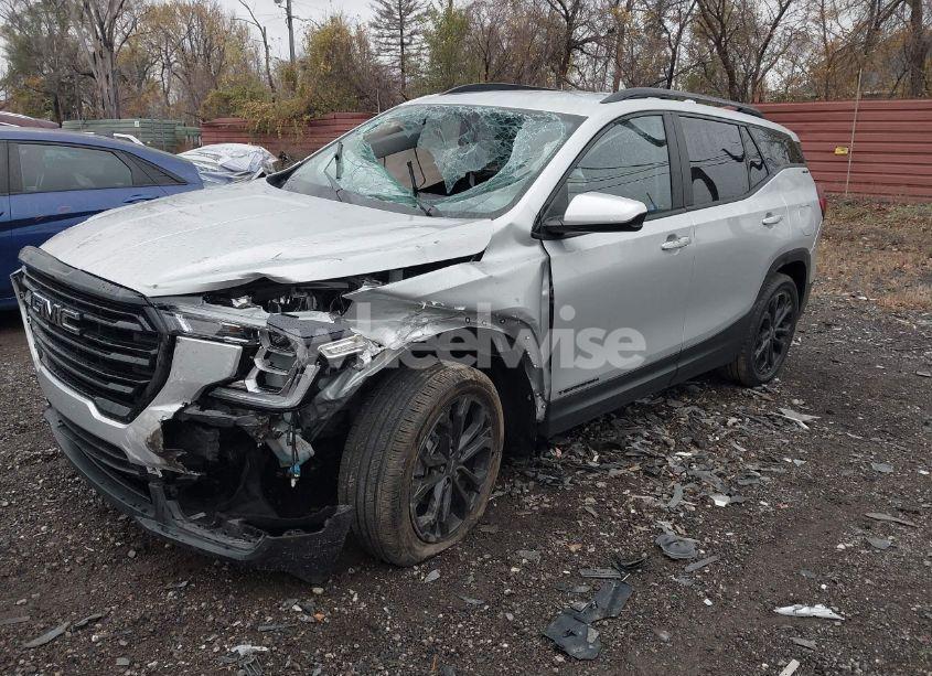 Photo 2 of 2022 Gmc Terrain FWD SLE (VIN 3GKALMEV3NL249673)