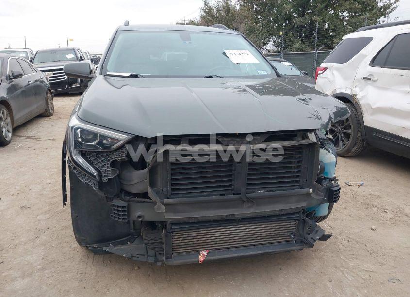 Photo 13 of 2018 Gmc Terrain SLE (VIN 3GKALMEV4JL390357)