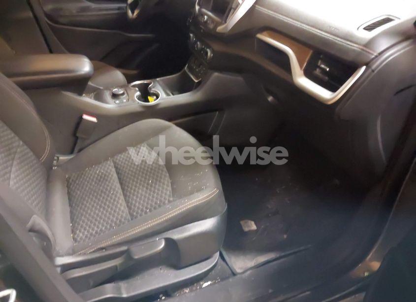 Photo 5 of 2019 Gmc Terrain SLE (VIN 3GKALMEV4KL359787)