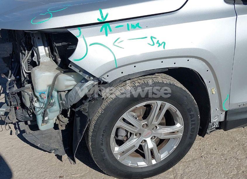 Photo 6 of 2018 Gmc Terrain SLE (VIN 3GKALMEV5JL226857)