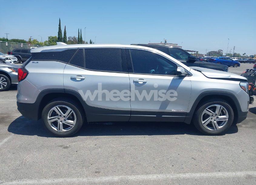 Photo 13 of 2018 Gmc Terrain SLE (VIN 3GKALMEV5JL314677)
