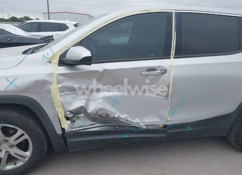 Photo 6 of 2018 Gmc Terrain SLE (VIN 3GKALMEV5JL375253)