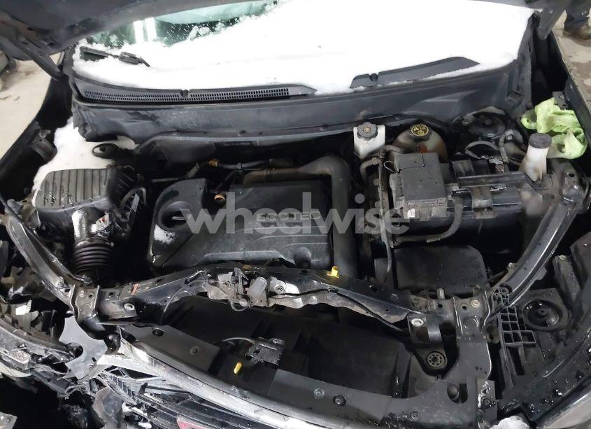 Photo 10 of 2019 Gmc Terrain SLE (VIN 3GKALMEV6KL244771)