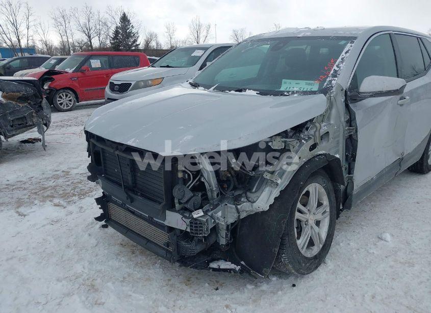 Photo 6 of 2020 Gmc Terrain FWD SLE (VIN 3GKALMEV6LL305196)