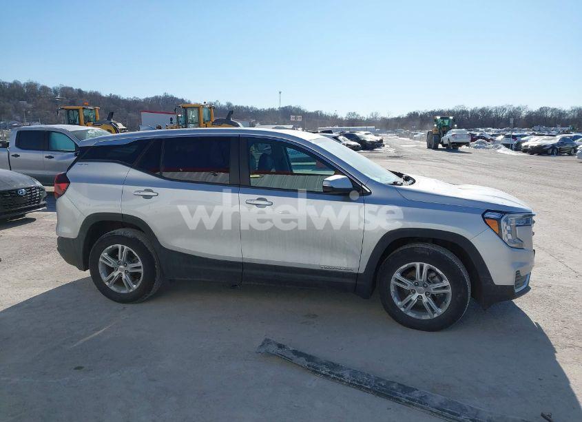 Photo 13 of 2022 Gmc Terrain FWD SLE (VIN 3GKALMEV6NL235394)