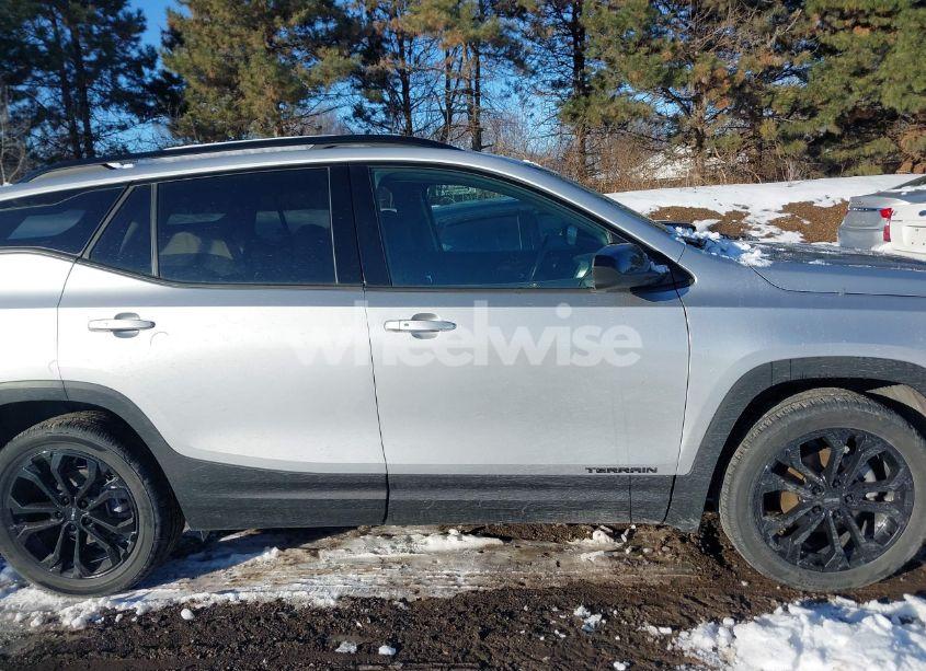 Photo 13 of 2021 Gmc Terrain FWD SLE (VIN 3GKALMEV7ML319092)