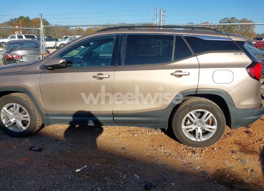Photo 14 of 2018 Gmc Terrain SLE (VIN 3GKALMEV9JL193569)