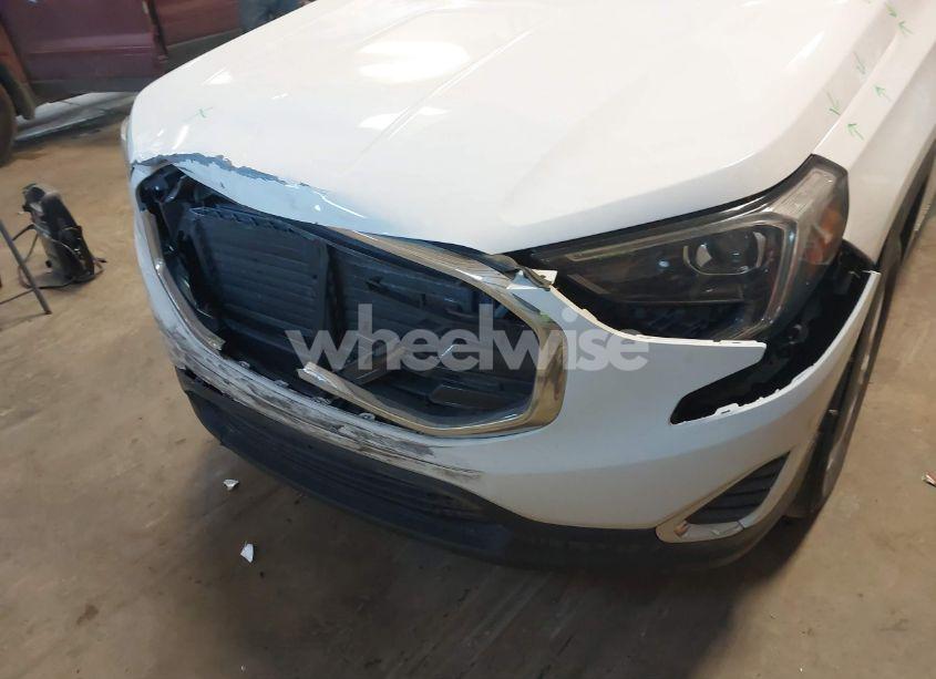 Photo 6 of 2018 Gmc Terrain SLE (VIN 3GKALMEV9JL349030)