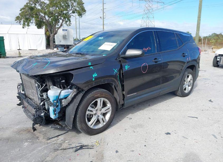 Photo 2 of 2019 Gmc Terrain SLE (VIN 3GKALMEV9KL247776)
