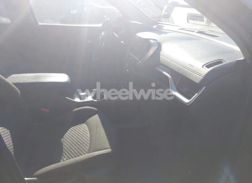 Photo 5 of 2019 Gmc Terrain SLE (VIN 3GKALMEV9KL301691)