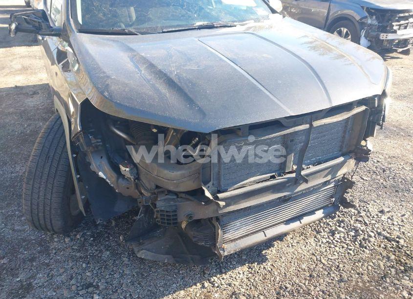 Photo 6 of 2019 Gmc Terrain SLE (VIN 3GKALMEV9KL301691)