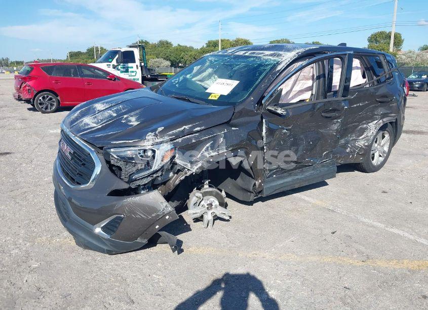 Photo 2 of 2019 Gmc Terrain SLE (VIN 3GKALMEVXKL390915)