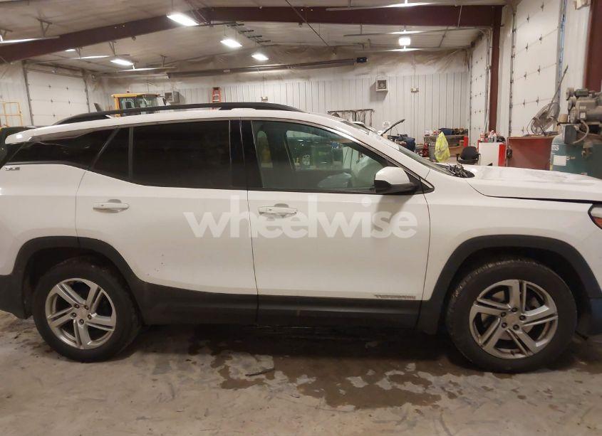 Photo 13 of 2019 Gmc Terrain SLE (VIN 3GKALMEX2KL105559)