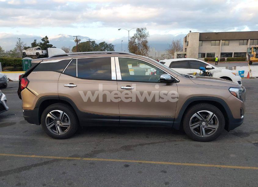 Photo 13 of 2018 Gmc Terrain SLT (VIN 3GKALPEV5JL323543)