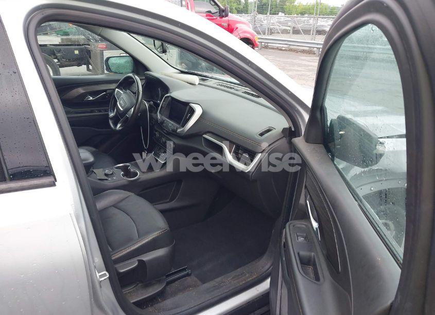 Photo 5 of 2020 Gmc Terrain FWD SLT (VIN 3GKALPEV6LL136556)