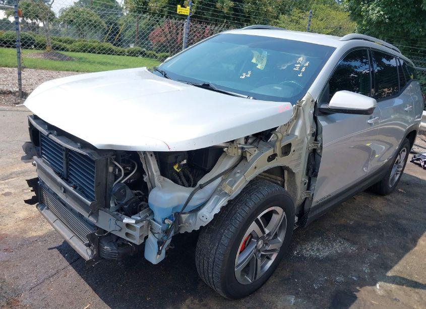 Photo 2 of 2019 Gmc Terrain SLT (VIN 3GKALPEV8KL362547)