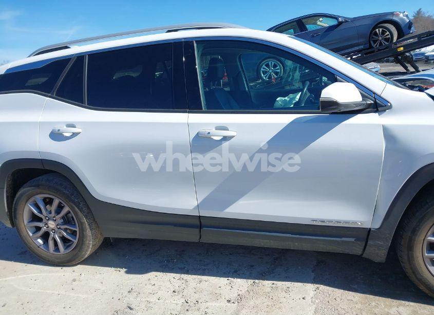 Photo 13 of 2022 Gmc Terrain FWD SLT (VIN 3GKALPEV8NL302322)
