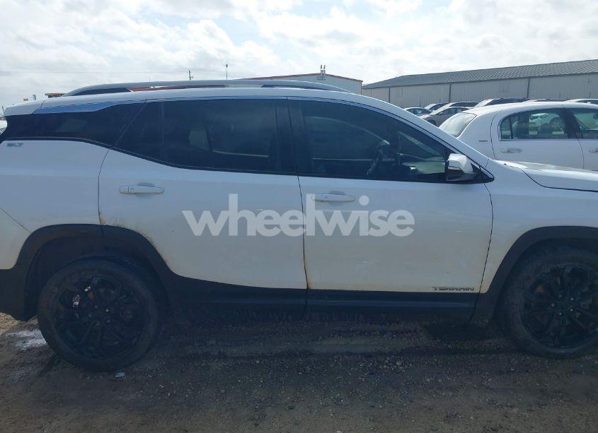 Photo 13 of 2020 Gmc Terrain FWD SLT (VIN 3GKALPEX2LL237112)