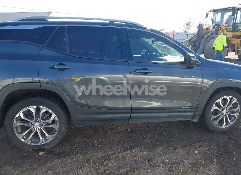 Photo 13 of 2018 Gmc Terrain SLT (VIN 3GKALPEX7JL277859)