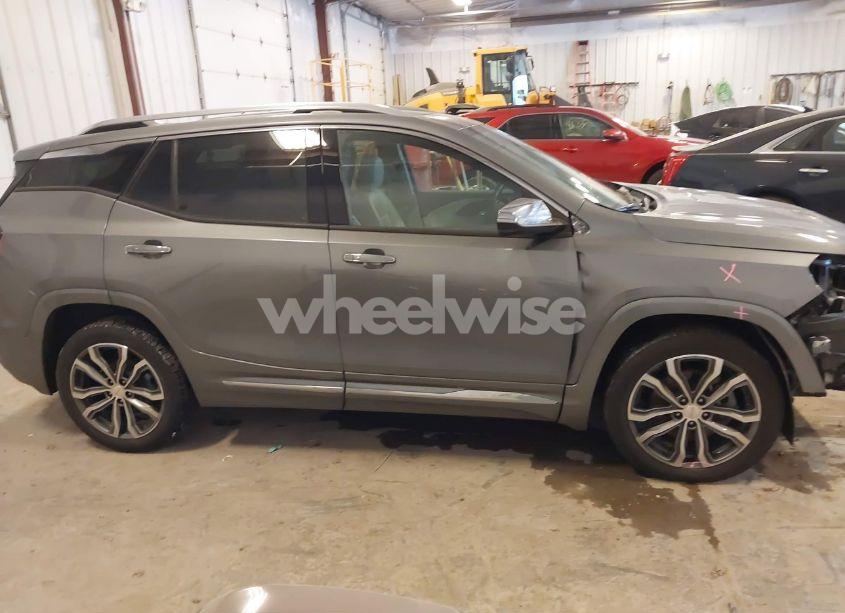 Photo 13 of 2019 Gmc Terrain DENALI (VIN 3GKALSEX1KL121322)