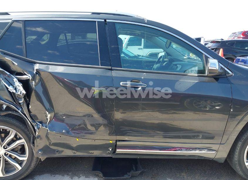 Photo 13 of 2018 Gmc Terrain DENALI (VIN 3GKALSEX5JL320307)