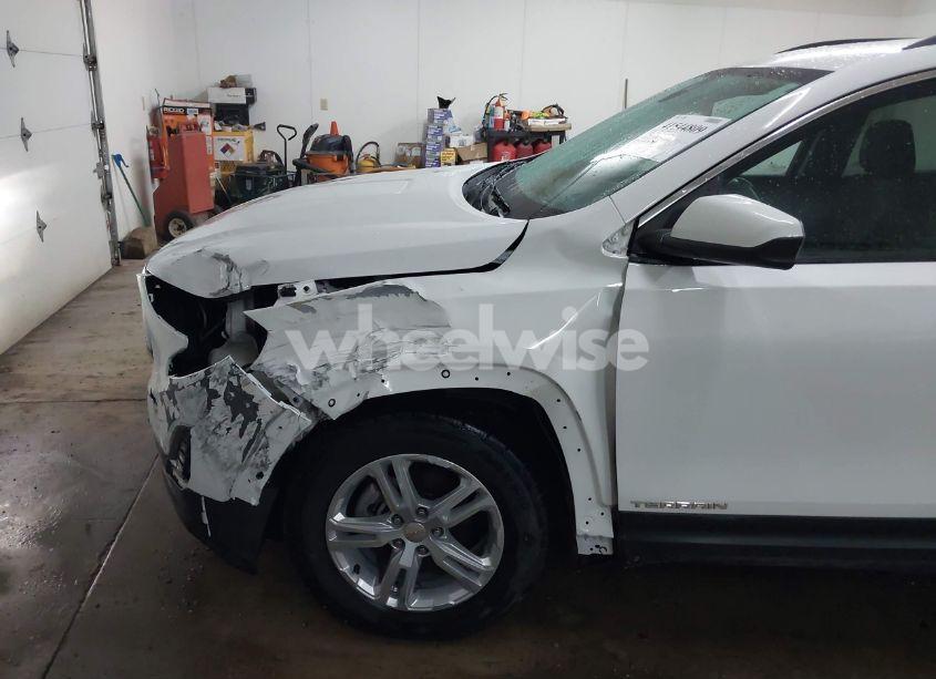 Photo 17 of 2021 Gmc Terrain AWD SLE (VIN 3GKALTEV0ML383940)