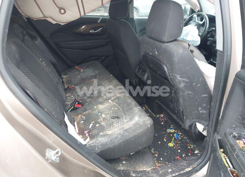 Photo 8 of 2018 Gmc Terrain SLE (VIN 3GKALTEV2JL310984)