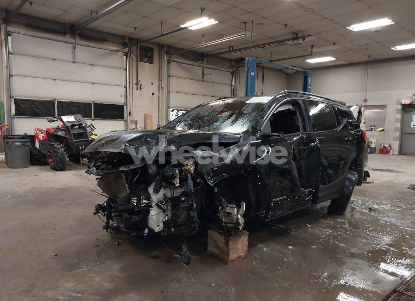 Photo 2 of 2018 Gmc Terrain SLE (VIN 3GKALTEV2JL407702)