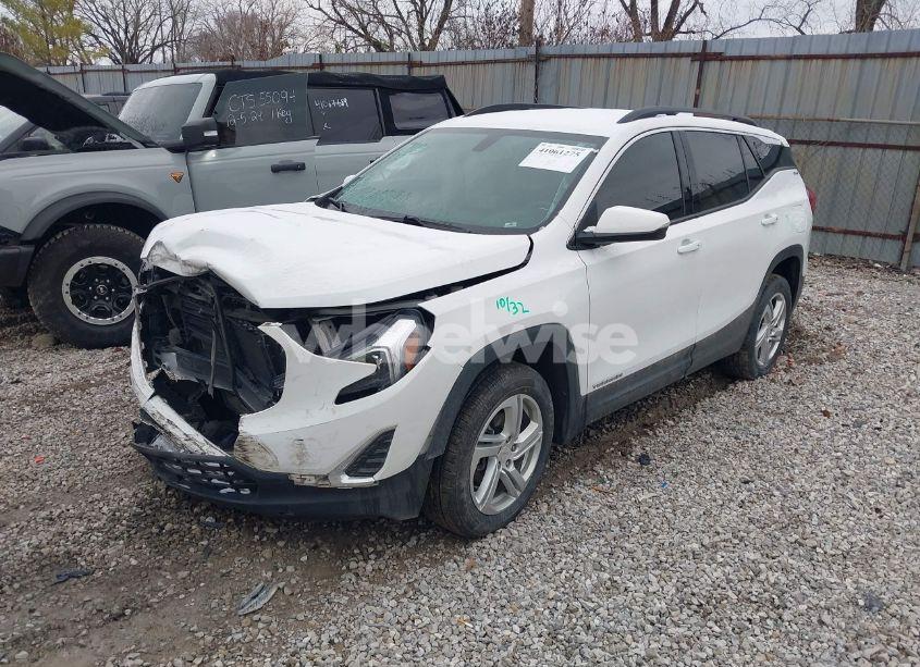 Photo 2 of 2019 Gmc Terrain SLE (VIN 3GKALTEV2KL142071)