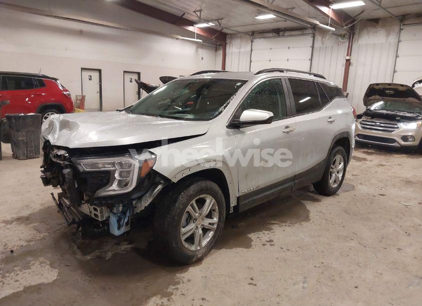 Photo 2 of 2022 Gmc Terrain AWD SLE (VIN 3GKALTEV4NL194497)